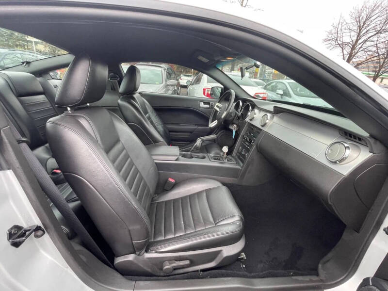 2007 Ford Mustang GT Deluxe