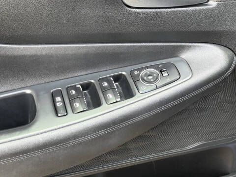 2019 Hyundai Santa Fe SE 2.4L