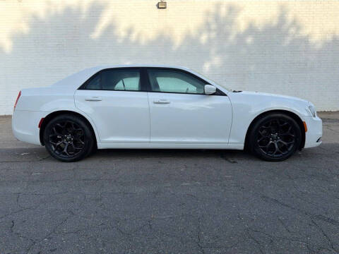 2019 Chrysler 300