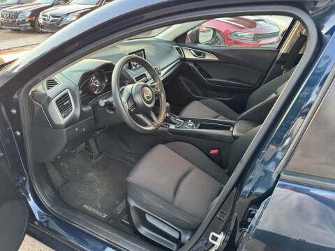 2017 Mazda MAZDA3 Sport