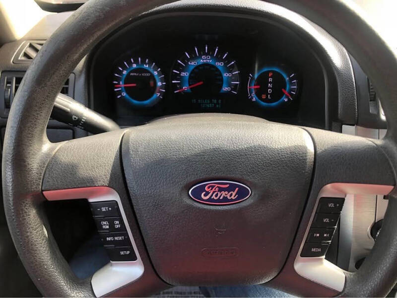 2011 Ford Fusion SE