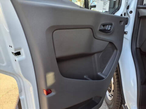 2025 Ford Transit 250