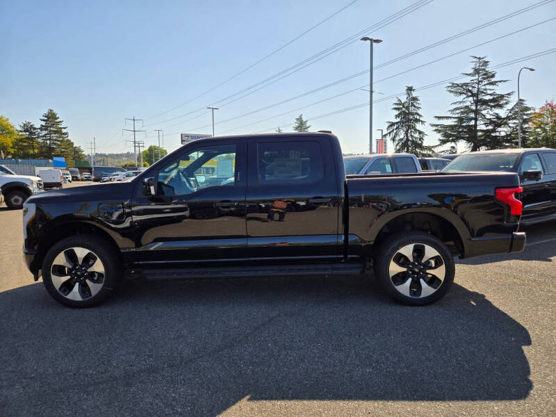 2025 Ford F-150 Lightning Platinum