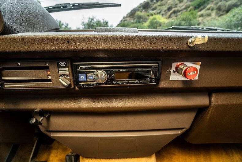 1981 Volkswagen Vanagon Camper