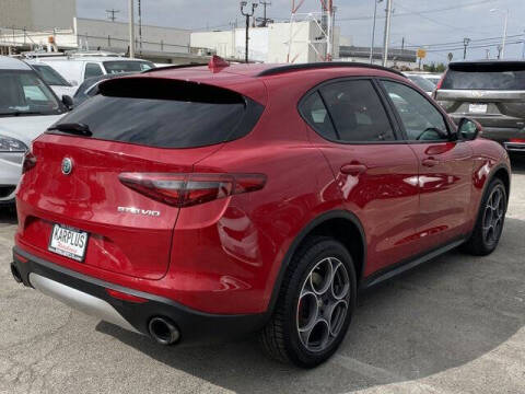 2018 Alfa Romeo Stelvio Sport