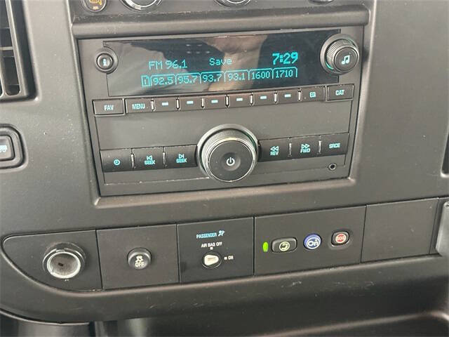 2023 GMC Savana 2500