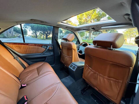 2000 Mercedes-Benz E-Class E 320