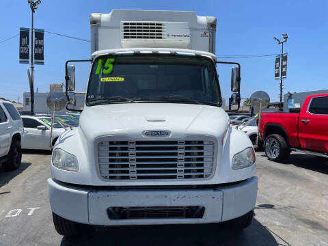 2015 Freightliner M2 106