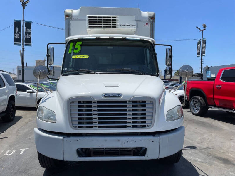 2015 Freightliner M2 106