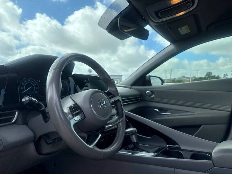 2021 Hyundai Elantra