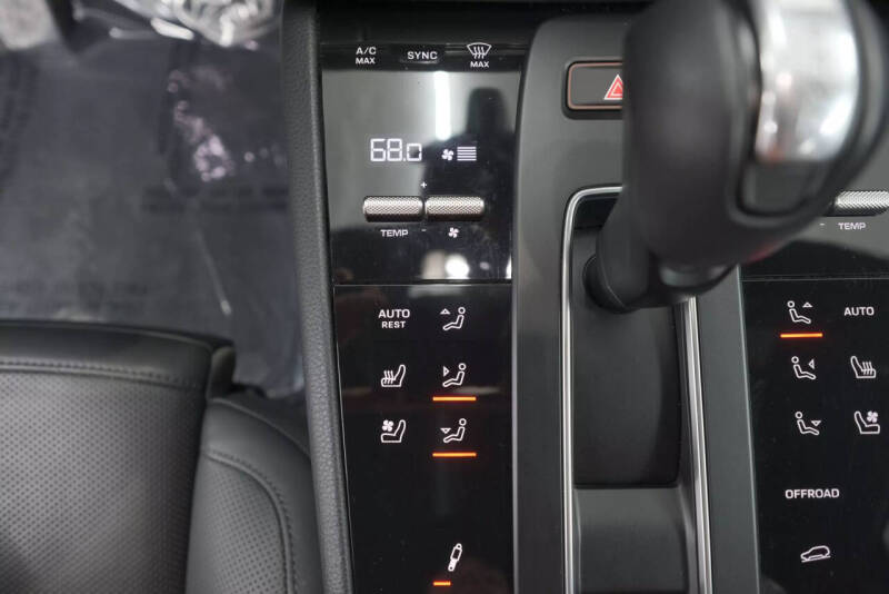 2022 Porsche Macan GTS