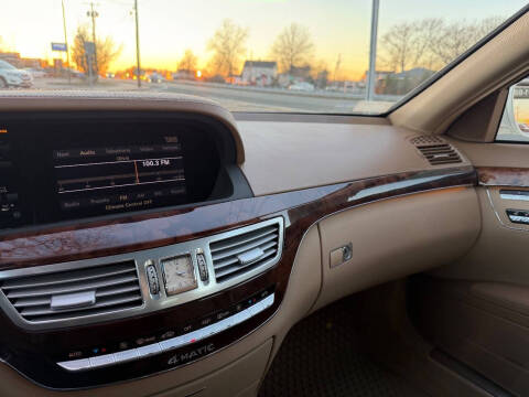 2008 Mercedes-Benz S-Class S 550 4MATIC