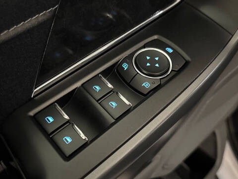 2025 Ford F-150 Lightning XLT