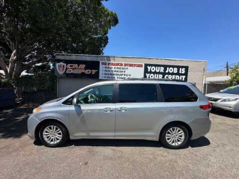 2014 Toyota Sienna