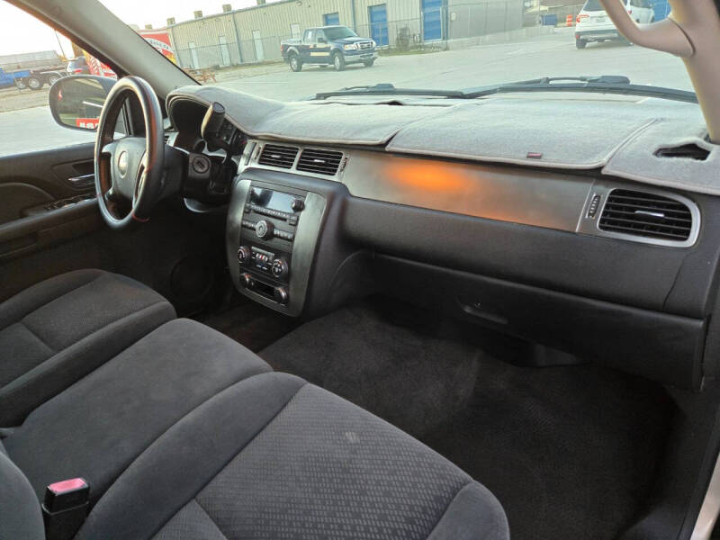 2007 Chevrolet Tahoe LS photo 26