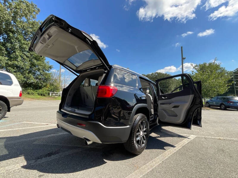 2017 GMC Acadia SLT-1