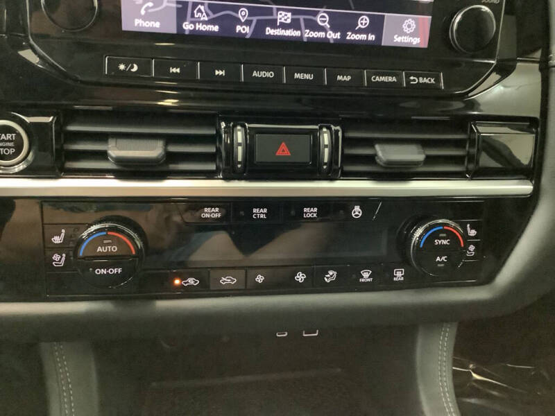 2023 Nissan Pathfinder Platinum