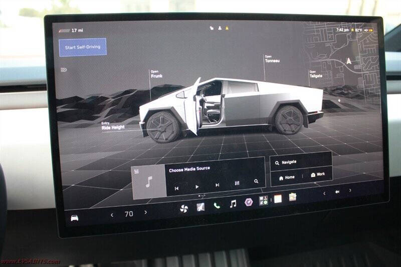 2024 Tesla Cybertruck