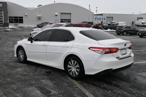 2019 Toyota Camry Hybrid LE