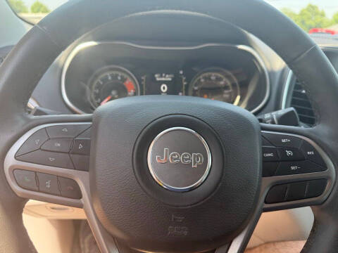 2021 Jeep Cherokee Latitude Lux