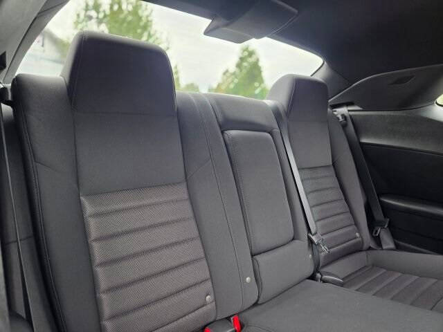 2010 Dodge Challenger SE