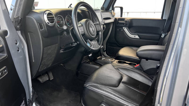 2013 Jeep Wrangler Unlimited Sahara