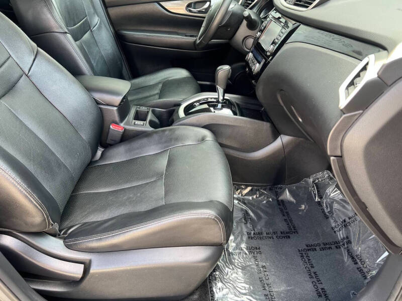 2016 Nissan Rogue SL