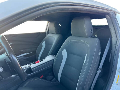 2023 Chevrolet Camaro LT