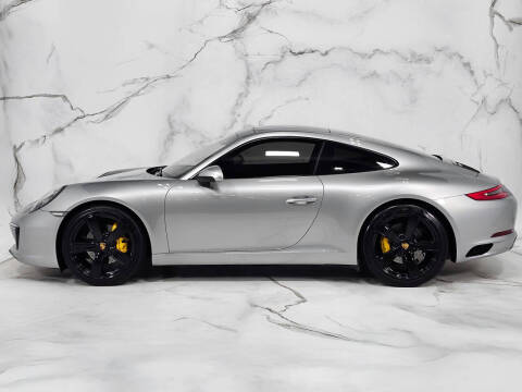 2019 Porsche 911 Carrera