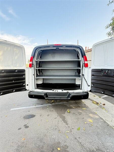 2021 Chevrolet Express 2500