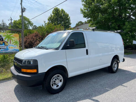 2018 Chevrolet Express for sale at Hooper's Auto House LLC in Wilmington NC