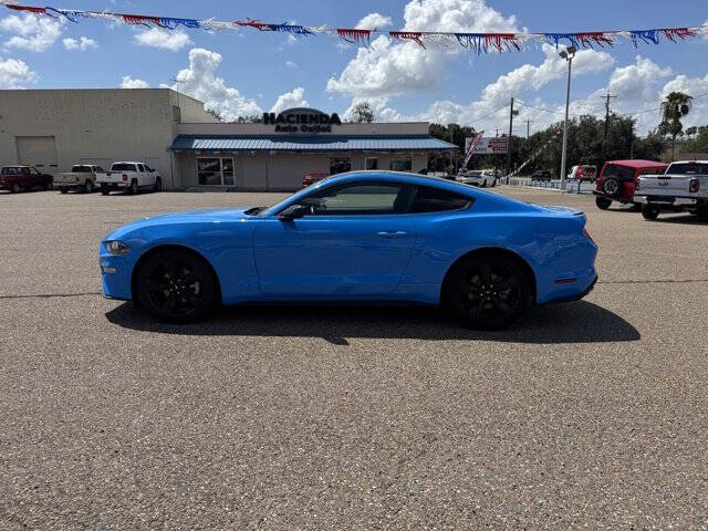 2022 Ford Mustang EcoBoost