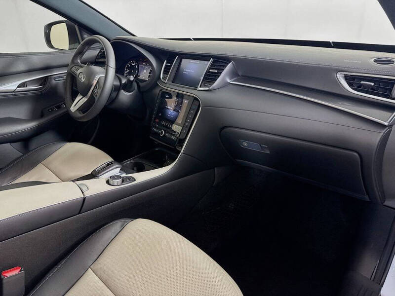 2025 Infiniti QX55 Luxe