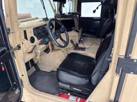 2005 AM General Hummer