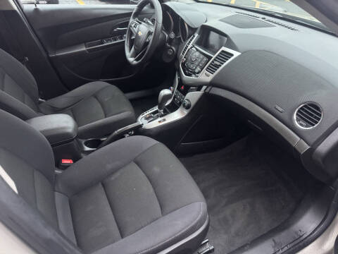 2015 Chevrolet Cruze 1LT Auto