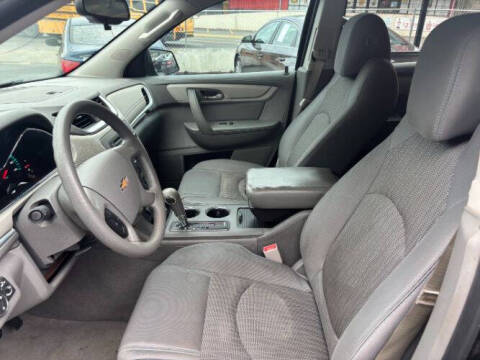 2016 Chevrolet Traverse LS