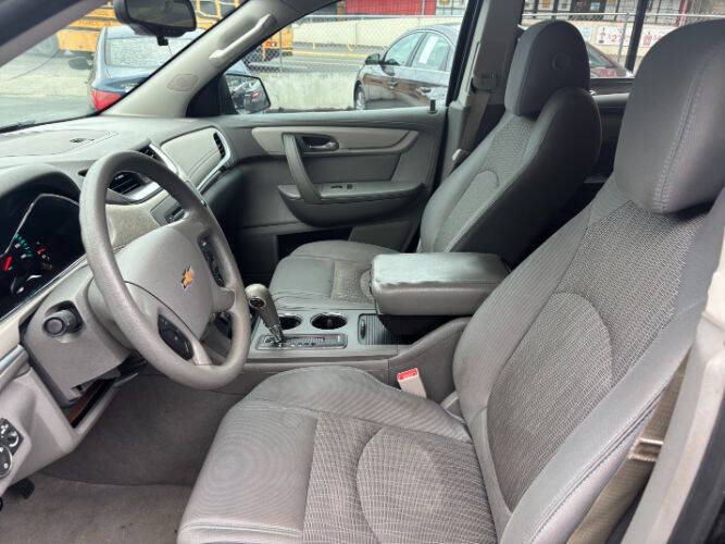 2016 Chevrolet Traverse LS