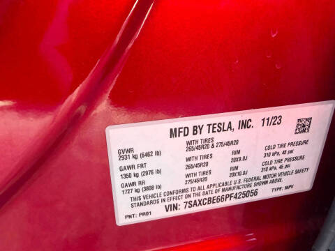 2023 Tesla Model X Plaid