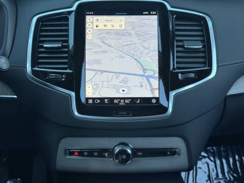 2024 Volvo XC90 B6 Ultimate Bright Theme 7P