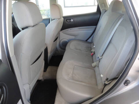 2011 Nissan Rogue S