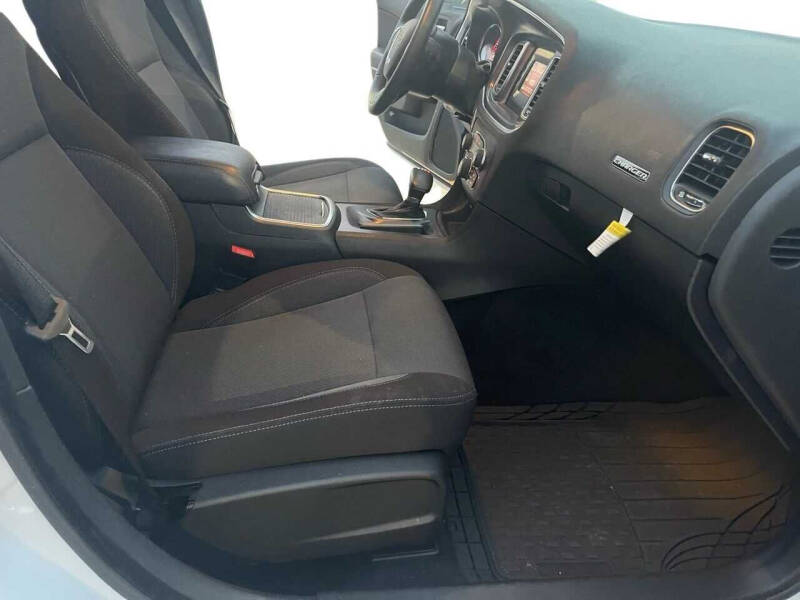 2015 Dodge Charger SE