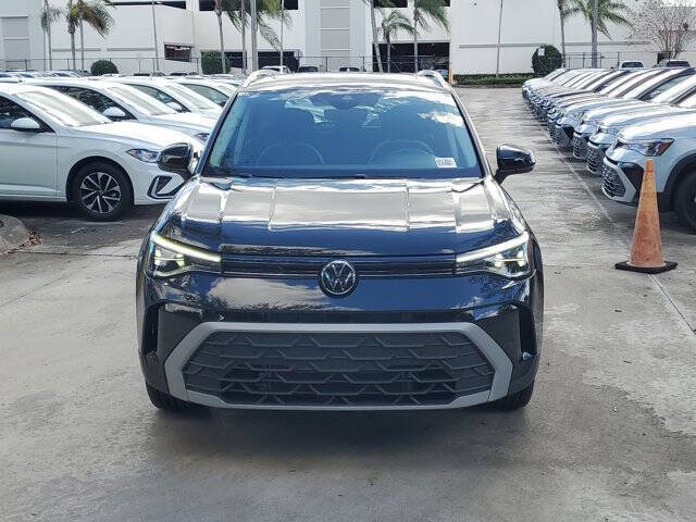 2025 Volkswagen Taos SE