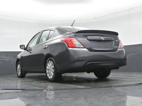 2015 Nissan Versa 1.6 SV