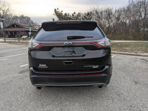 2017 Ford Edge Titanium