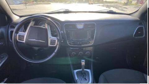 2011 Chrysler 200 Touring