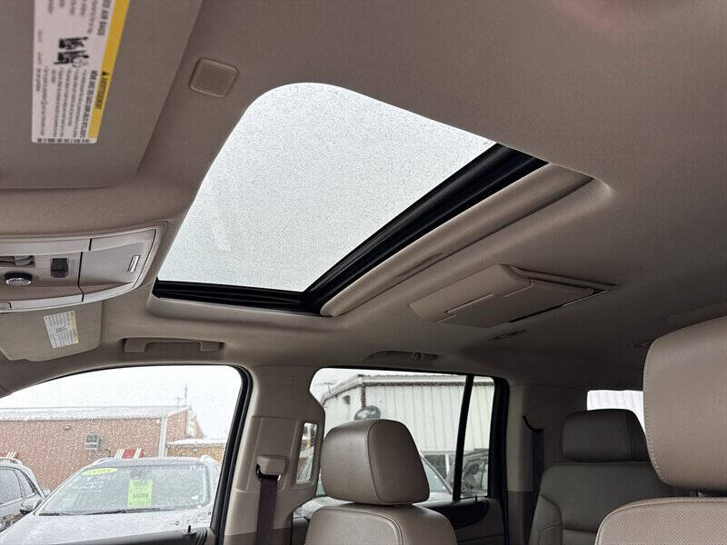 2017 GMC Yukon XL SLT