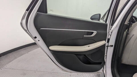 2023 Hyundai Sonata SE