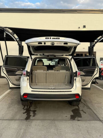 2016 Toyota Highlander