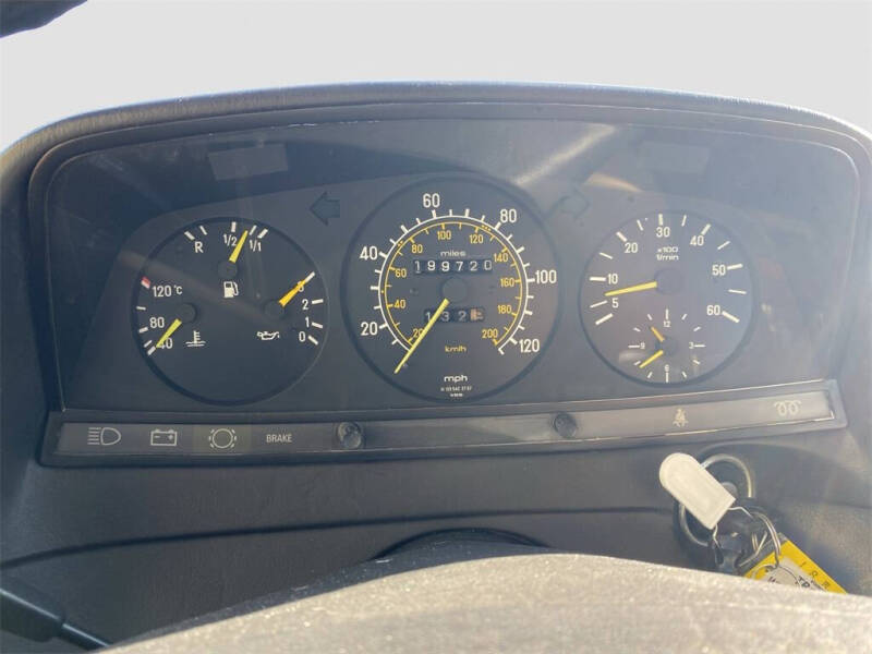 1985 Mercedes-Benz 300-Class 300 D