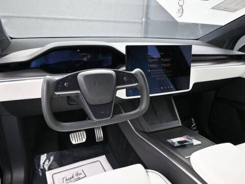 2022 Tesla Model X Plaid